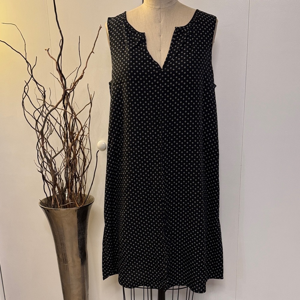 GAP Black and White Patterned Midi Dress